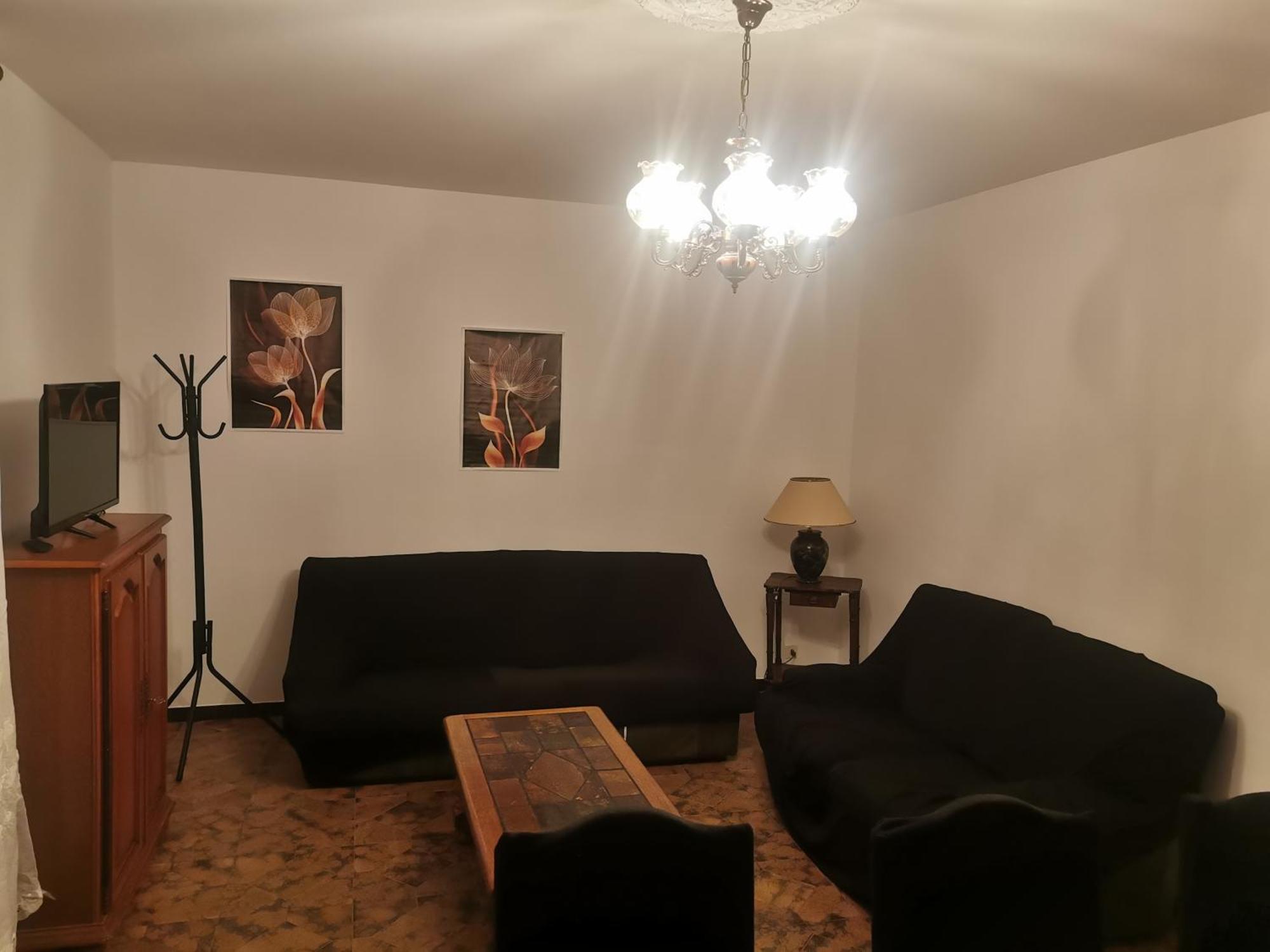 Spacieux Appartement Dans Villa Jonage Exterior photo