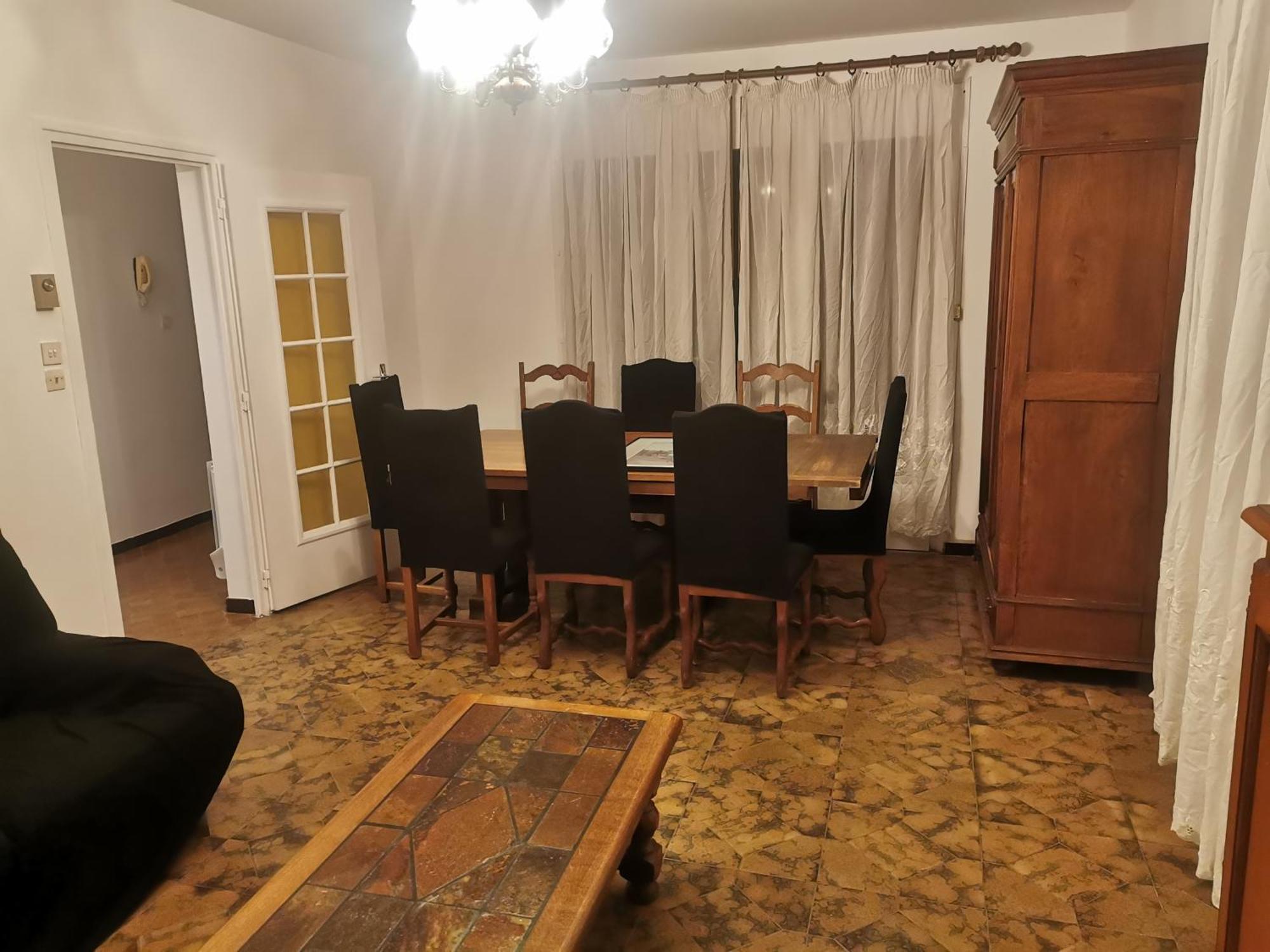 Spacieux Appartement Dans Villa Jonage Exterior photo