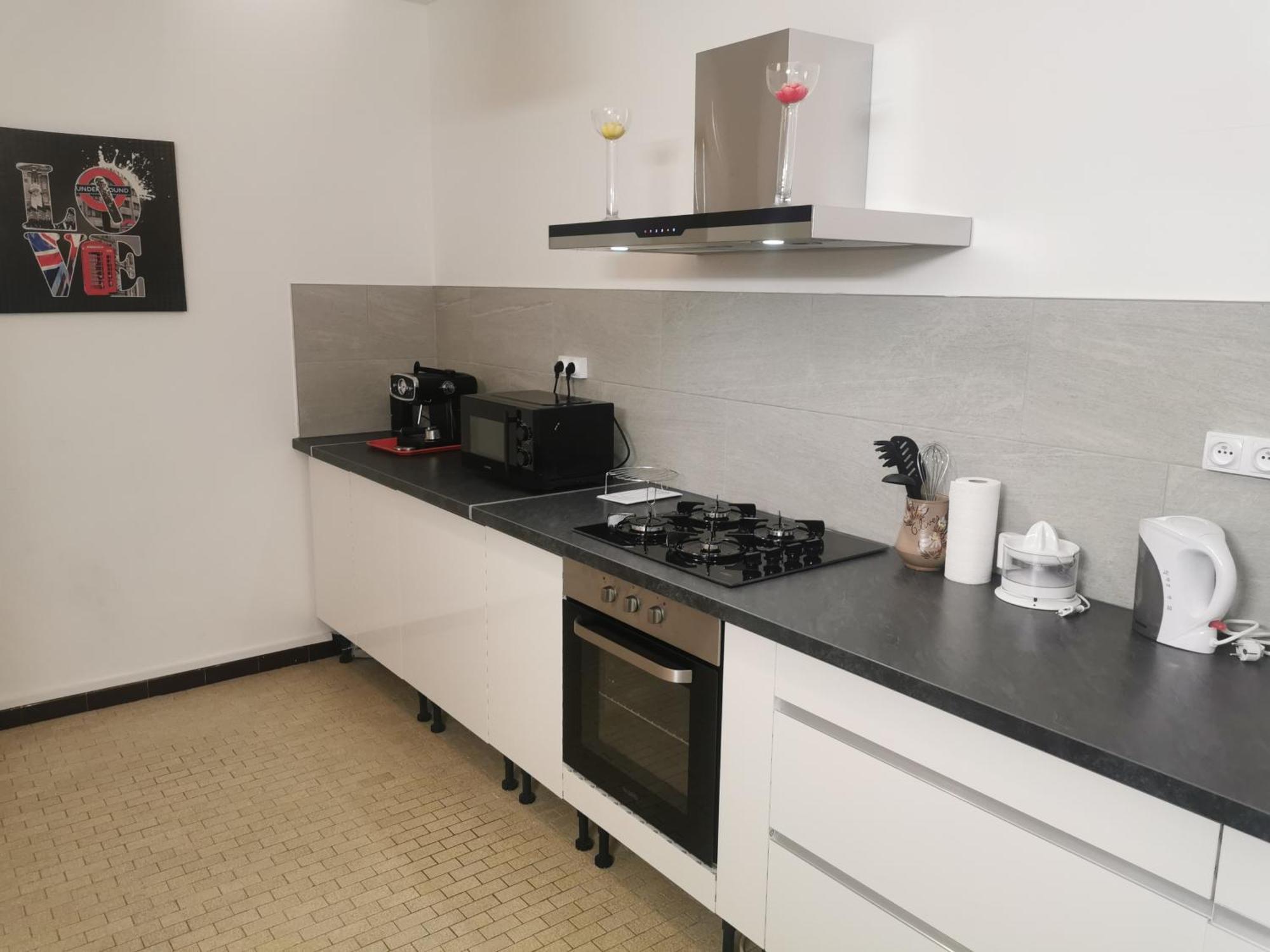 Spacieux Appartement Dans Villa Jonage Exterior photo