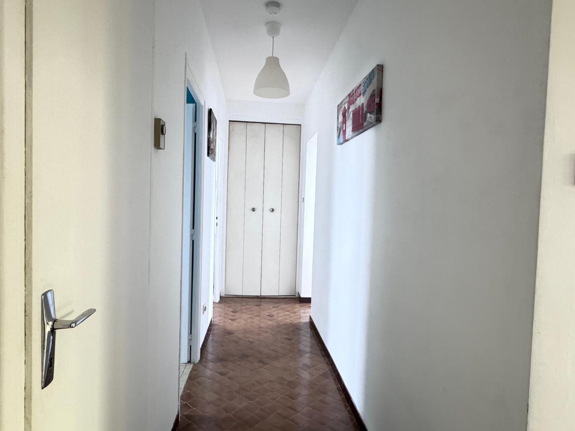 Spacieux Appartement Dans Villa Jonage Exterior photo
