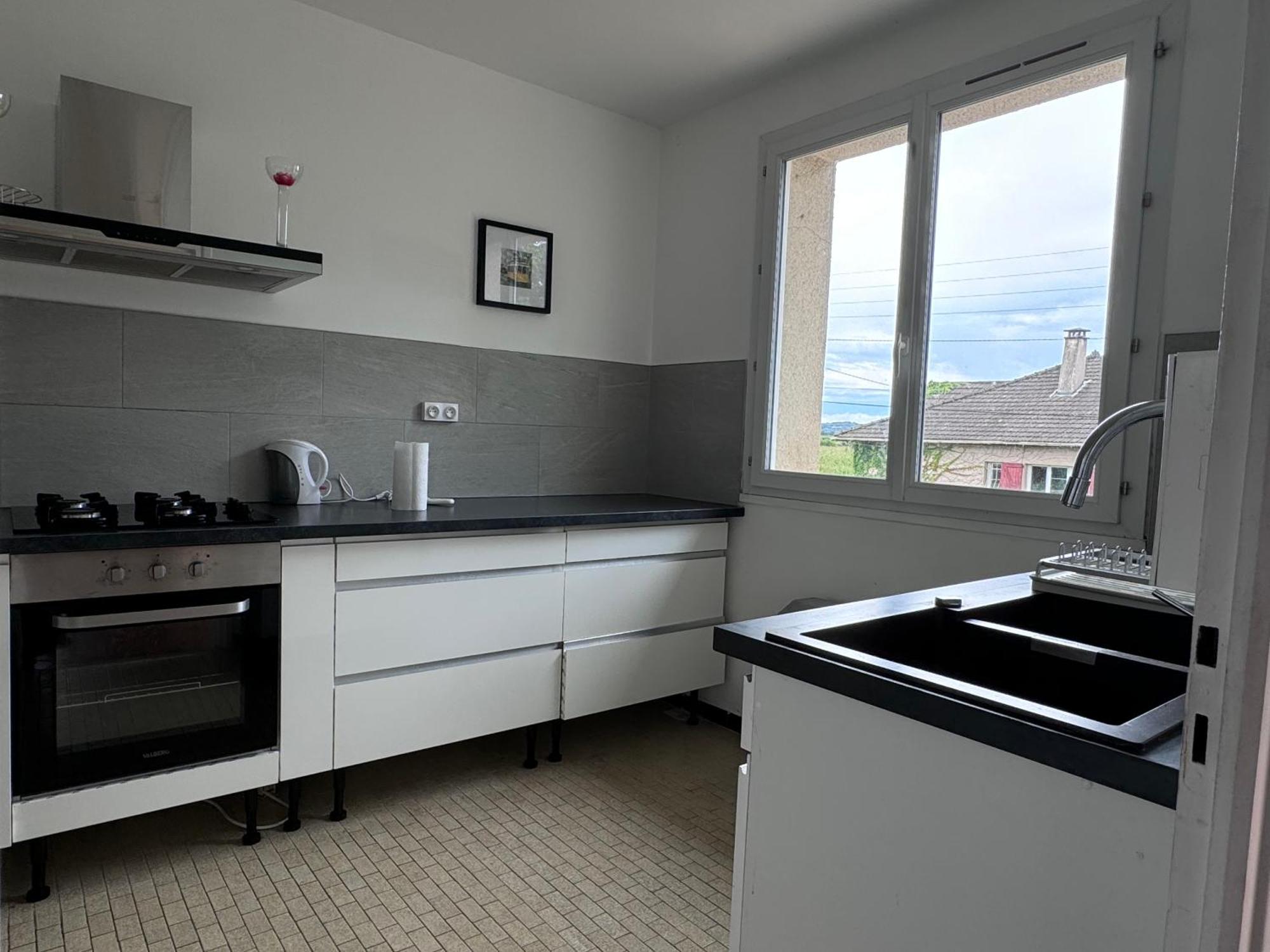Spacieux Appartement Dans Villa Jonage Exterior photo
