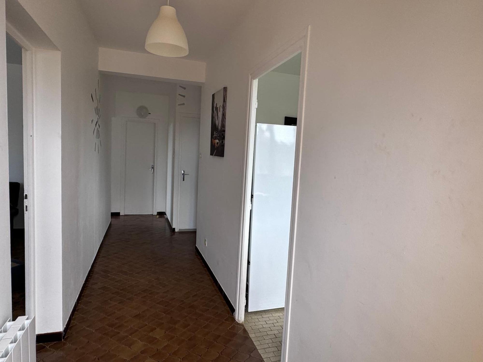 Spacieux Appartement Dans Villa Jonage Exterior photo