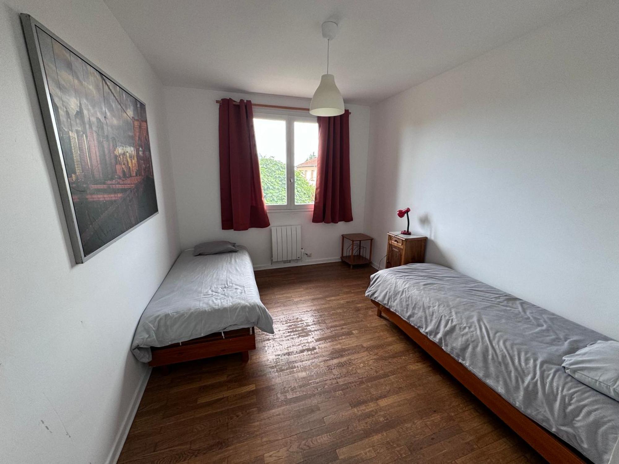 Spacieux Appartement Dans Villa Jonage Exterior photo